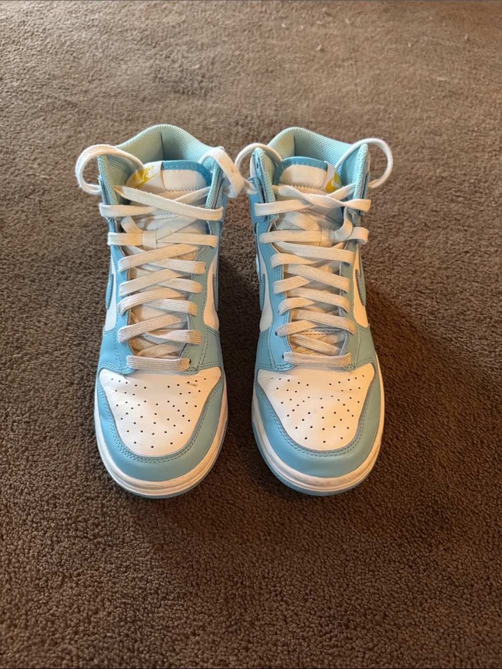 Nike Mens High-Top Sneakers in Light Blue and White
